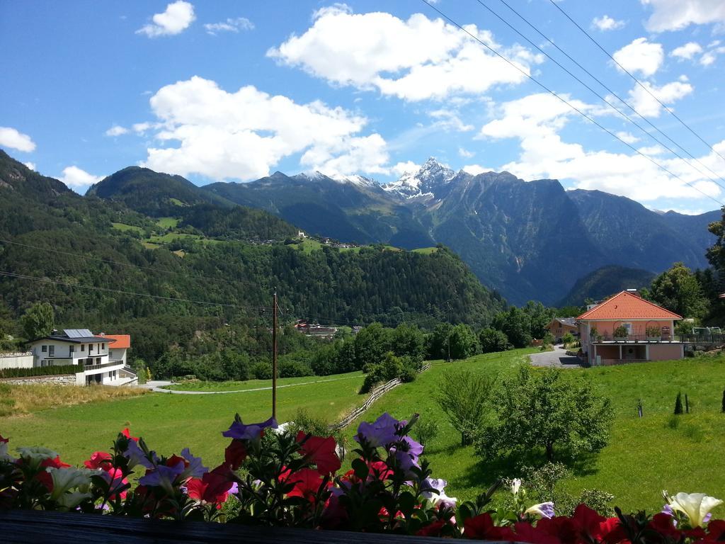 Haus Alpengluehn Hotel Sautens Quarto foto